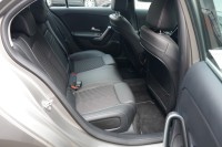 Mercedes-Benz A 200 A200 7G-DCT Urban