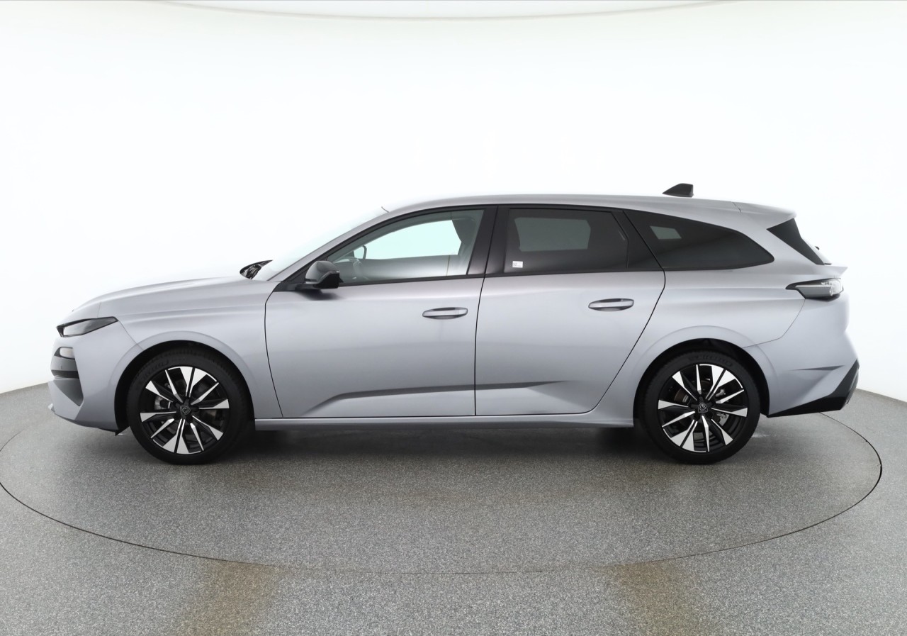 Peugeot 308 SW 1.2 Hybrid 145 Aut.