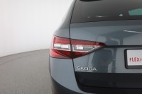 Skoda Superb Combi 2.0 TDI DSG Sportline
