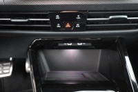 VW Golf VIII Variant 1.5 eTSI R-Line DSG