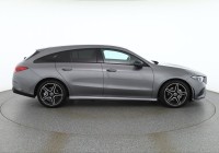 Mercedes-Benz CLA 200 Shooting Brake AMG Line