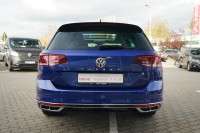 VW Passat Variant 1.5 TSI DSG R-Line