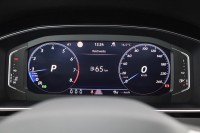 VW Passat Variant 2.0 TSI DSG R-Line