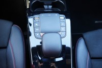 Mercedes-Benz CLA 200 AMG Line