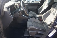 VW Golf VIII Variant R-Line eTSI