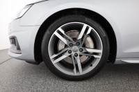 Audi A4 Quattro 45 TFSI quattro OptikSchwarz