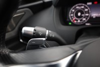 Jaguar XE D180 R-Dynamic HSE