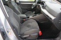 VW Golf VIII Variant 1.0 Life
