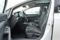 VW Golf VIII Variant 2.0 TDI DSG