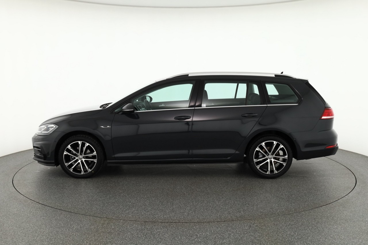 VW Golf VII Variant 2.0 TDI DSG R-Line