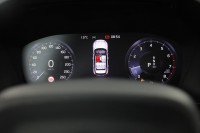 Volvo XC 40 XC40 T4 Momentum Pro