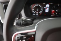 Volvo XC 60 B4 R-Design AWD