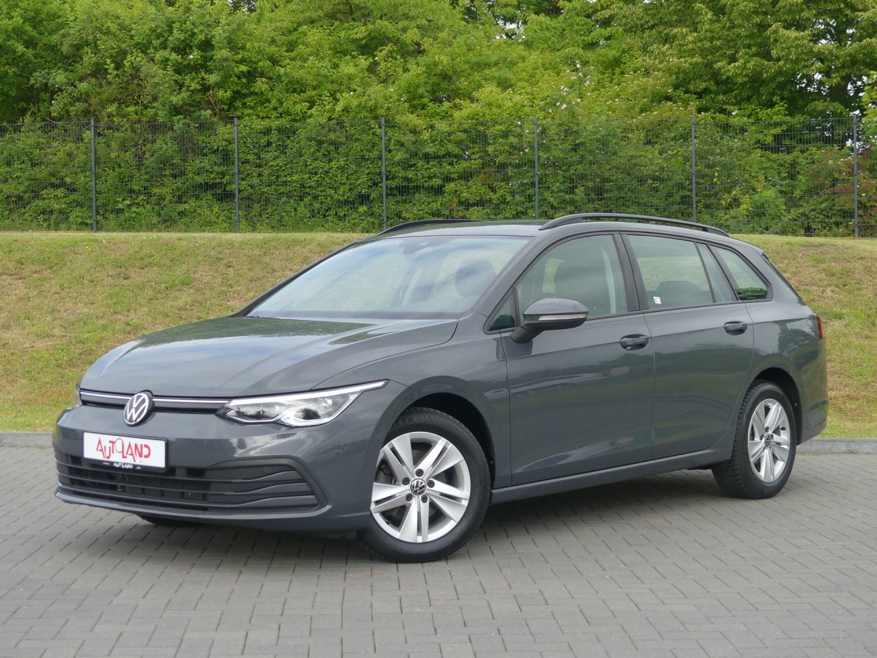 VW Golf VIII Variant 1.0