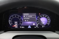 VW Golf VIII Variant 1.5 eTSI DSG