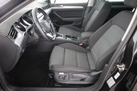 VW Passat Variant 1.5 TSI DSG Business