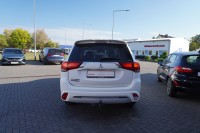 Mitsubishi Outlander PHEV Basis 4WD