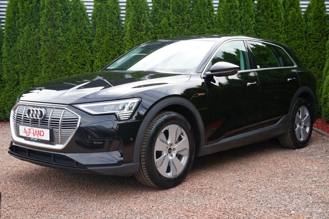 Audi e-tron 50 quattro