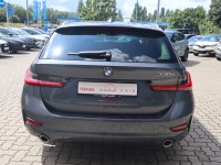 BMW 330 e Touring Sport Line