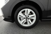 VW Golf VIII Variant 1.5 TSI