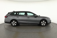VW Passat Variant 1.5 eTSI DSG