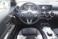 Mercedes-Benz CLA 220 
