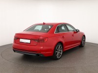 Audi A4 Quattro 2.0 TFSI quattro S-Line