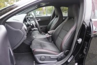 Mercedes-Benz Shooting Brake CLA 200 AMG Line