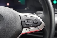 VW Golf VIII Variant 1.5 TSI Life