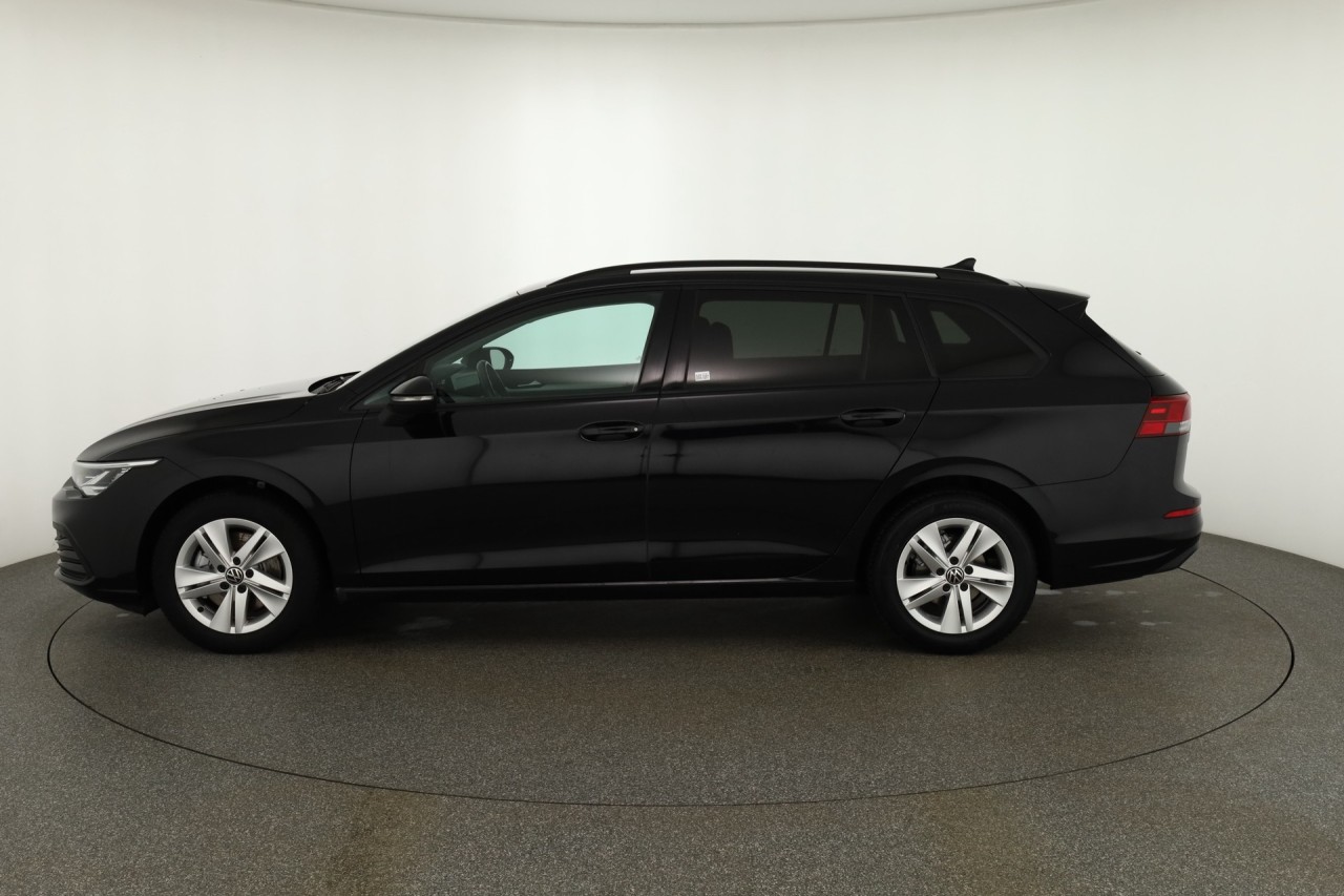 VW Golf VIII Variant 2.0 TDI Life