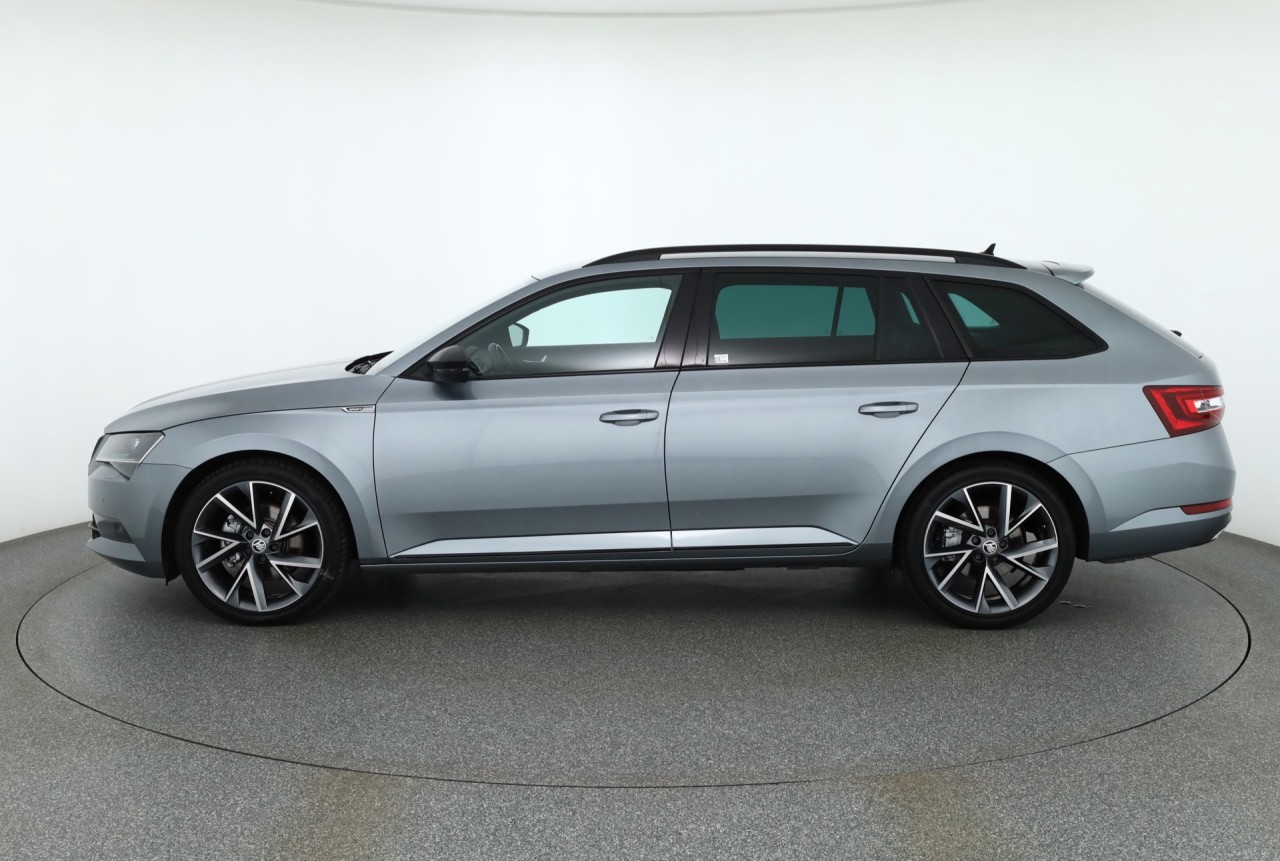 Skoda Superb Combi 1.4 TSI DSG Sportline