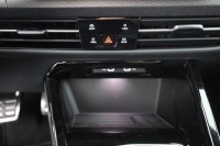 VW Golf VIII Variant 1.5 eTSI R-Line DSG