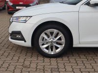 Skoda Octavia Combi 1.5 eTSI DSG