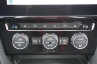 VW Passat Variant 1.5 TSI R-Line