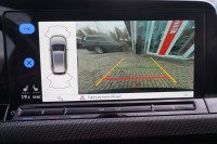 VW Golf VIII Variant 2.0 R-Line DSG