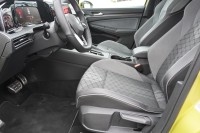 VW Golf VIII 2.0 TDI R-Line