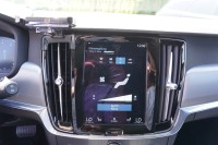 Volvo V90 V 90 T4 Momentum Pro