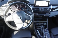 BMW 225 xe