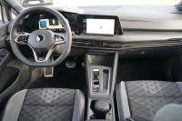 VW Golf VIII Variant R-Line eTSI