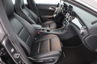 Mercedes-Benz CLA 180 SB AMG Line
