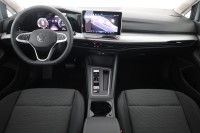 VW Golf VIII Variant 1.5eTSI DSG