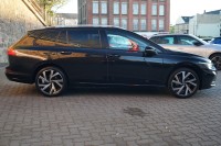 VW Golf VIII Variant 1.5 TSI Active