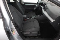 VW Golf VIII Variant 1.0 eTSI DSG