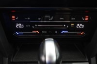 VW Passat Variant 1.5 TSI DSG Business