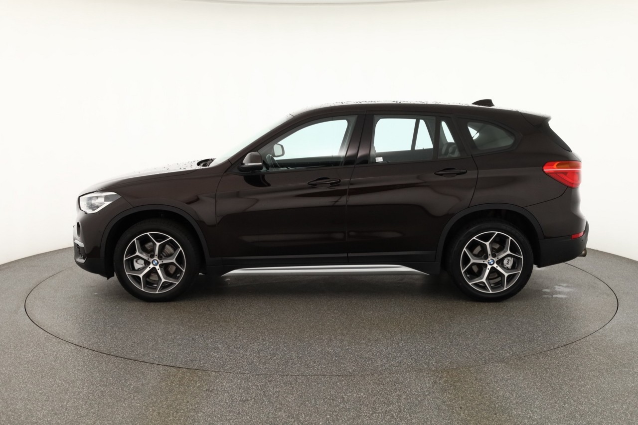 BMW X1 20 i xDrive xLine