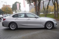 BMW 320 i Advantage