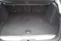 BMW 330 330e Advantage