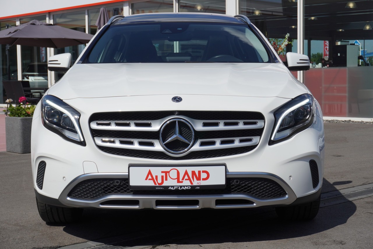 Mercedes-Benz GLA 180 Urban