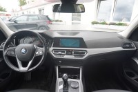 BMW 320 i xDrive Advantage