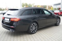 Mercedes-Benz E 200 E220d T Avantgarde