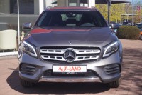Mercedes-Benz GLA 200 AMG Line